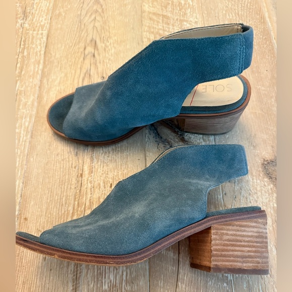 Sole Society Terryn Blue Suede Sandals Size 8.5 - Picture 3 of 8